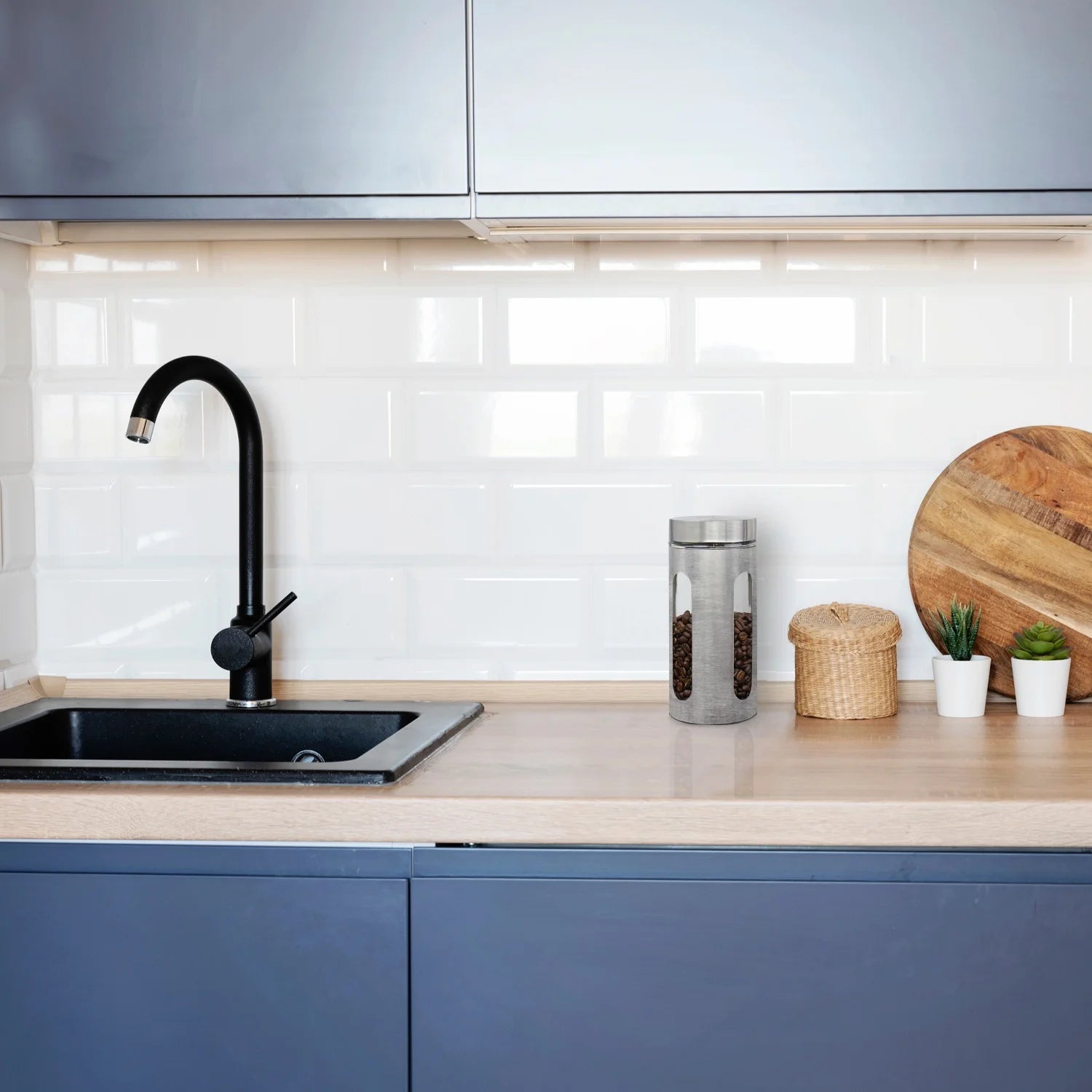 44oz stainless steel canister with window from X With Love, showcasing its sleek design and transparent viewing window.