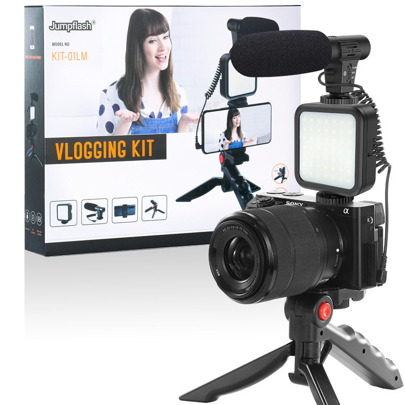 My Store professional vlogging tripod kit compatible with Apple smartphones, ideal for vlogging and photography.